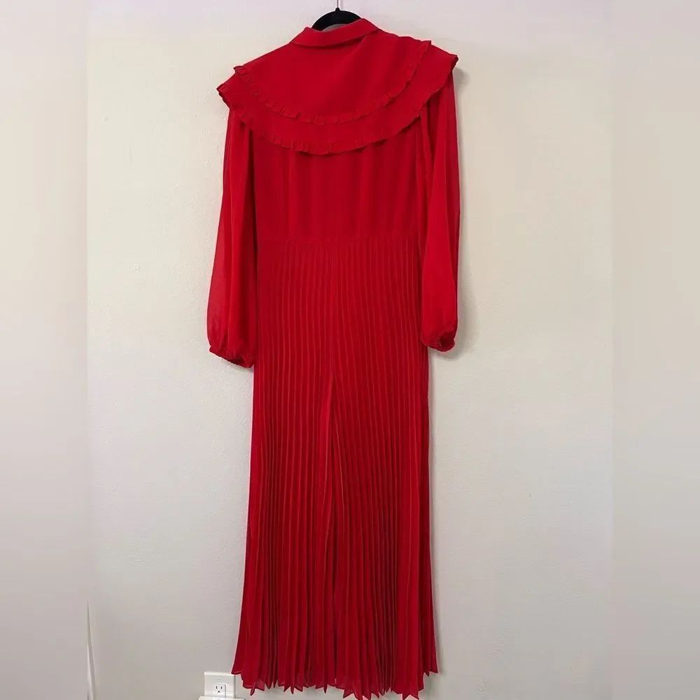 FARM Rio Women's Red Maxi Pleated Jumpsuit Neck Tie Buttons Flowy Sz Medium DM3 - Picture 12 of 16